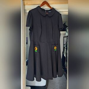 Modcloth sunflower pocket dress